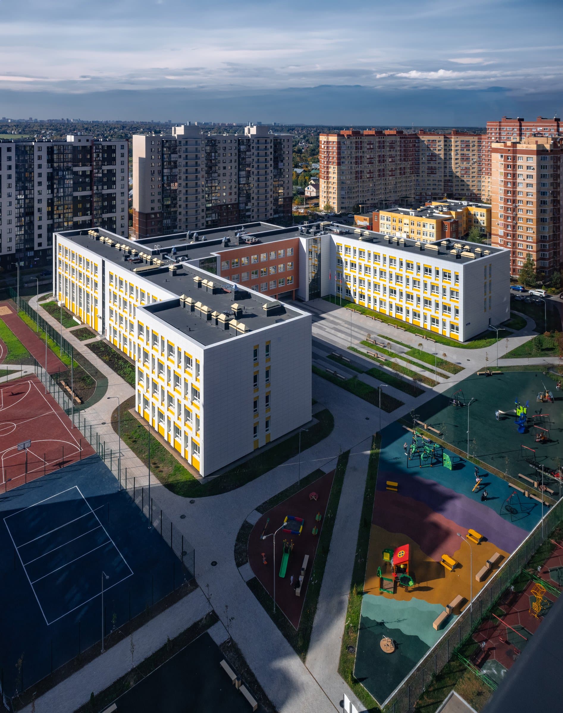 Школа 17 в мкрн. Финский